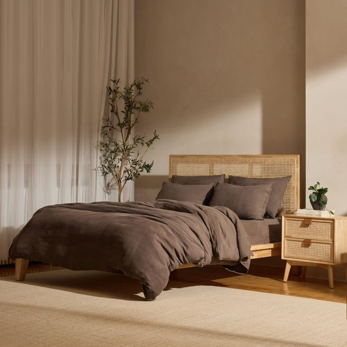 Cocoon™ European Linen Fitted Sheet